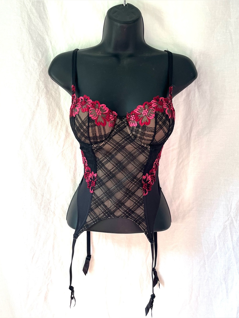 Victoria’s Secret Y2K Corset Gartered Bustier Black Red Pink Lace Boned Size 34B